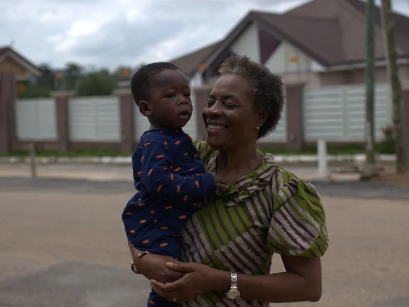 Contacta amb Rising Ghana